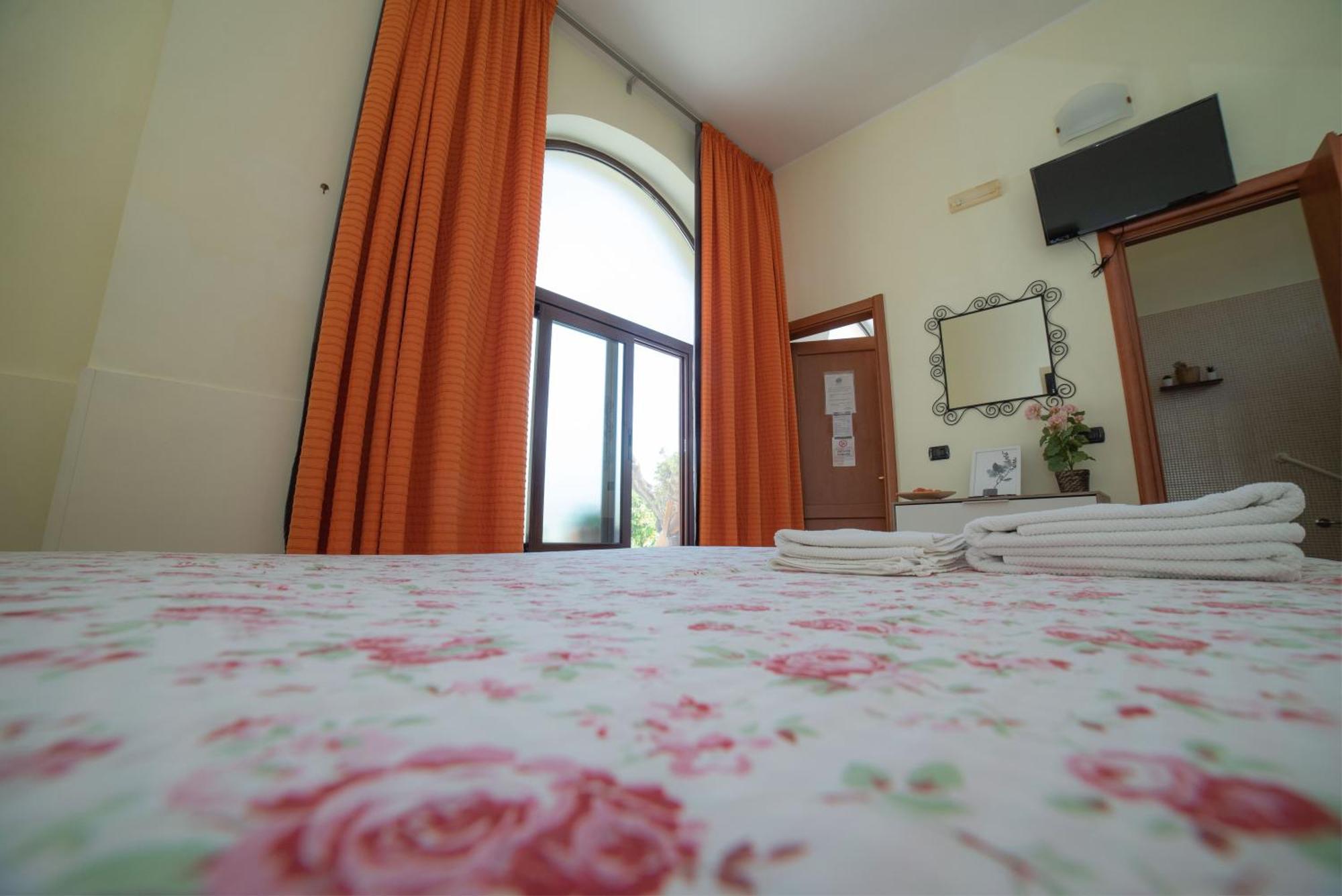 Agriturismo Fiori D'Arancio Паладжано Екстериор снимка